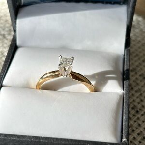 10k Yellow Gold Solitare Diamond ring